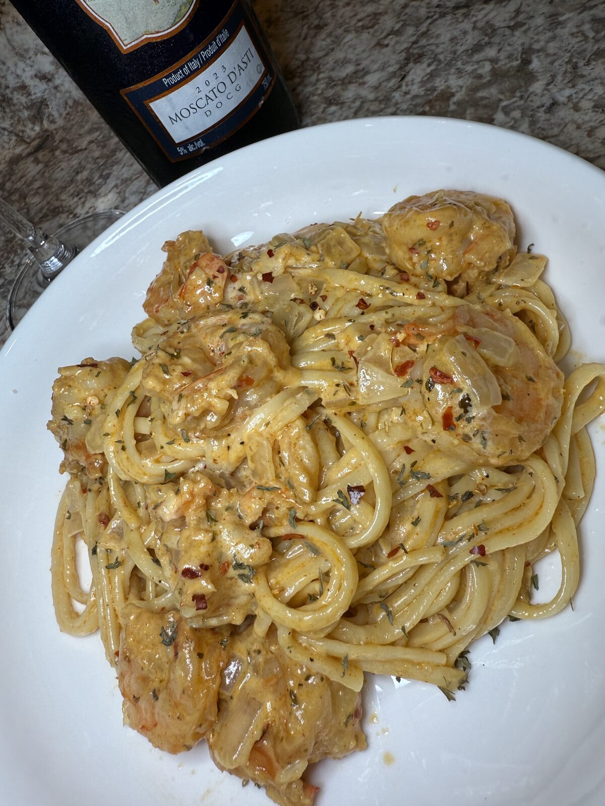 Creamy Garlic Shrimp Pasta